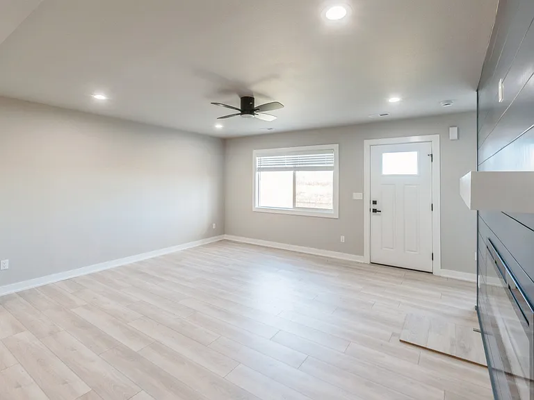 14433 Springbrook Trl — Photo 11