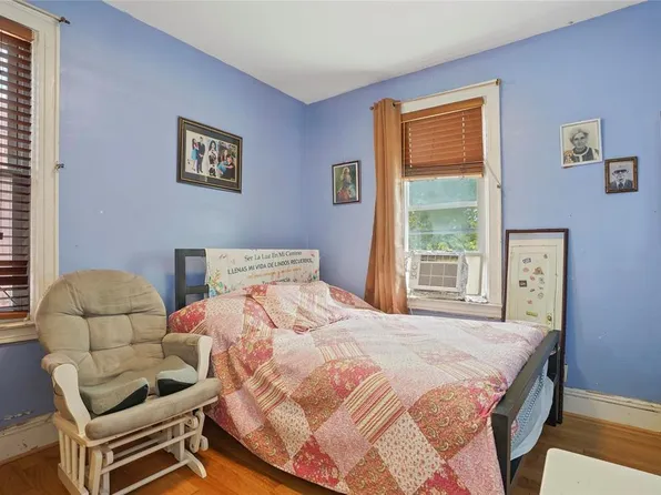 59-11 Fresh Pond Road image 15 of 17