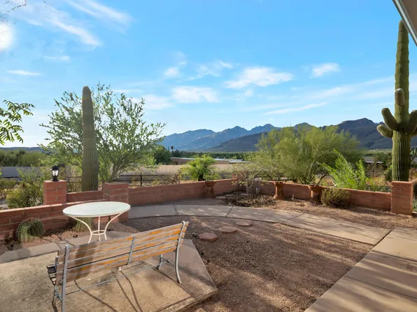 10660 E Dunsmore Pl, Tucson, AZ 85749