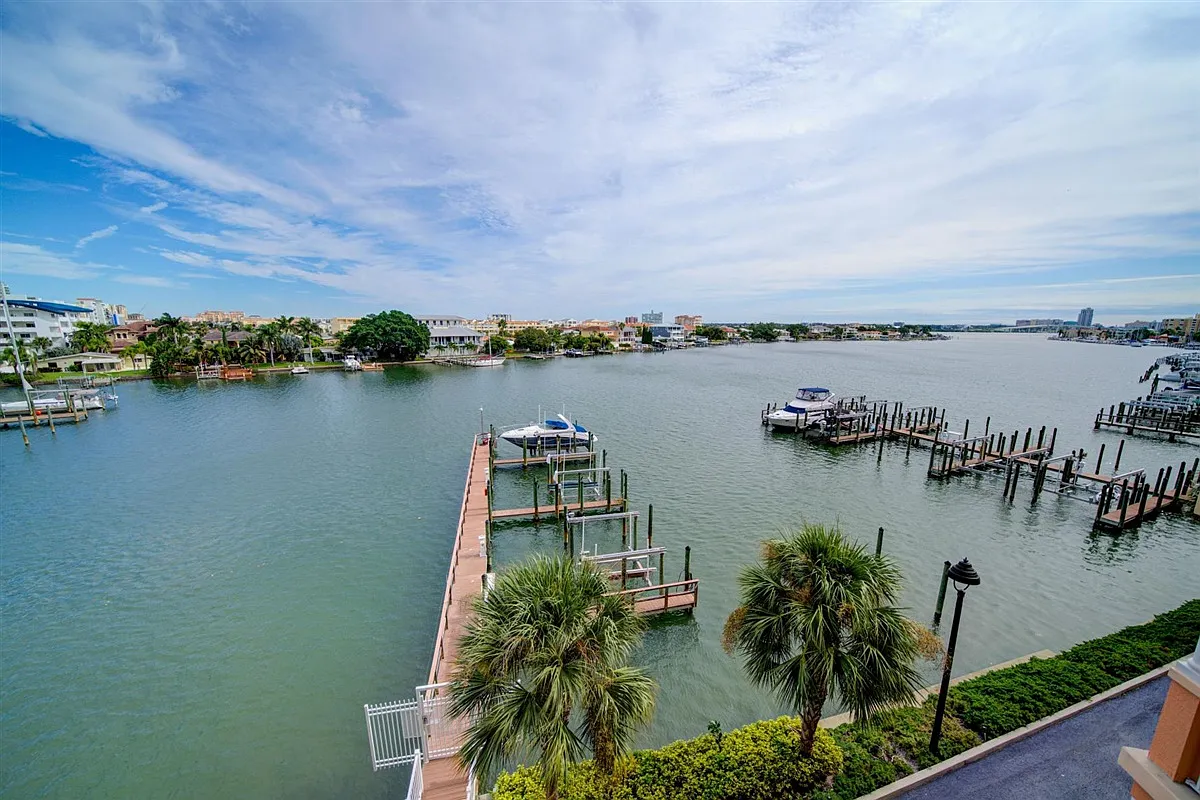 3 bed, 1803 sqft, $10,000 — Photo 4