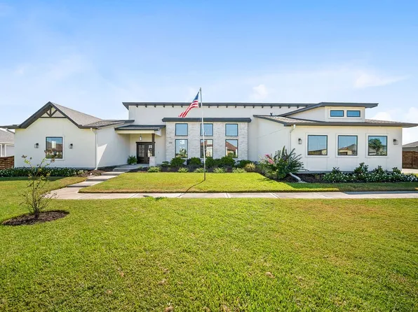2326 Loxley Dr, Corpus Christi, TX 78415