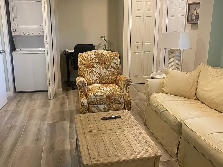 6527 Fuller Dr — Photo 14
