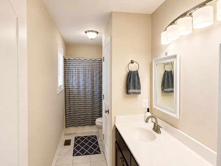 355 N Harris Rd — Photo 10