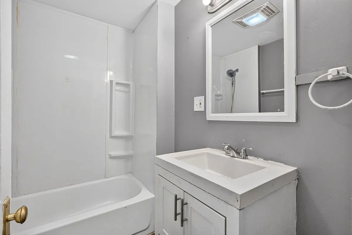3107 Osceola St - Unit 1E — Photo 2