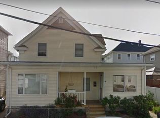 11 Consolation Ave FLOOR 2, Pawtucket, RI 02861