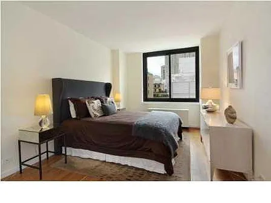 Rented by Evans Real Estate | media 13