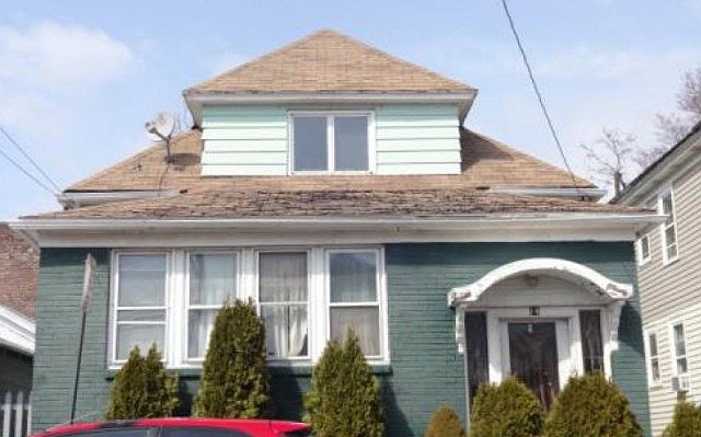 1st image of 14 Apple Ave