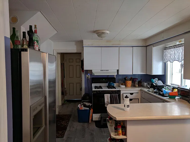 64 Elmwood Ave — Photo 16