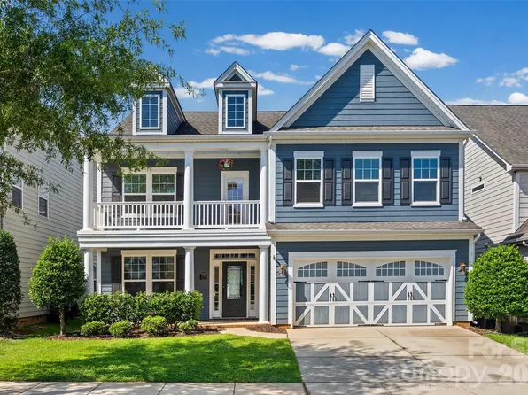 1016 Equipoise Dr, Indian Trail, NC 28079