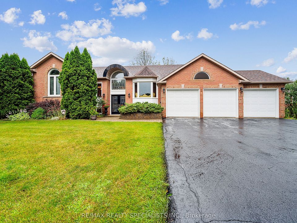 1st image of 22 Lamont Creek Dr