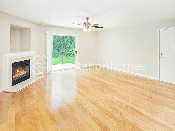 4th image of 5512 Waverly Lynn Ln