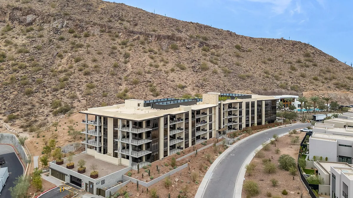 Building Photo - 5000 N Camelback Ridge Rd #102