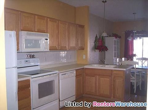 2nd image of 676 Oak Ln