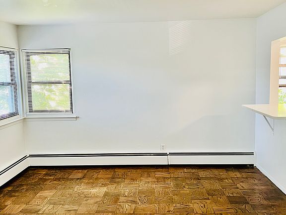 5th image of 2 Van Wart Ave APT 9