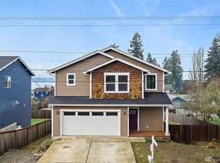 5121 May St NW, Bremerton, WA 98311