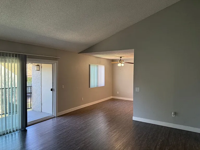 West Fifth Apartments — Photo 147
