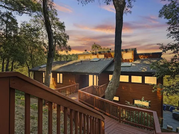 22125 Miller Ridge Rd, Los Gatos, CA 95033