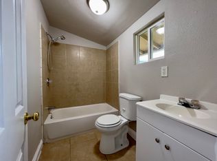246 8th St, Orange Cove, CA 93646