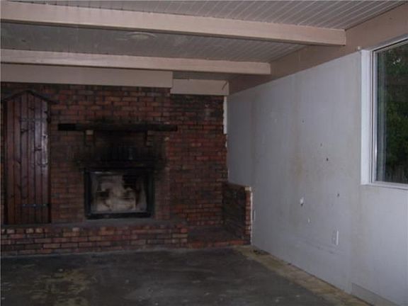 4th image of 4843 Christopher Ct