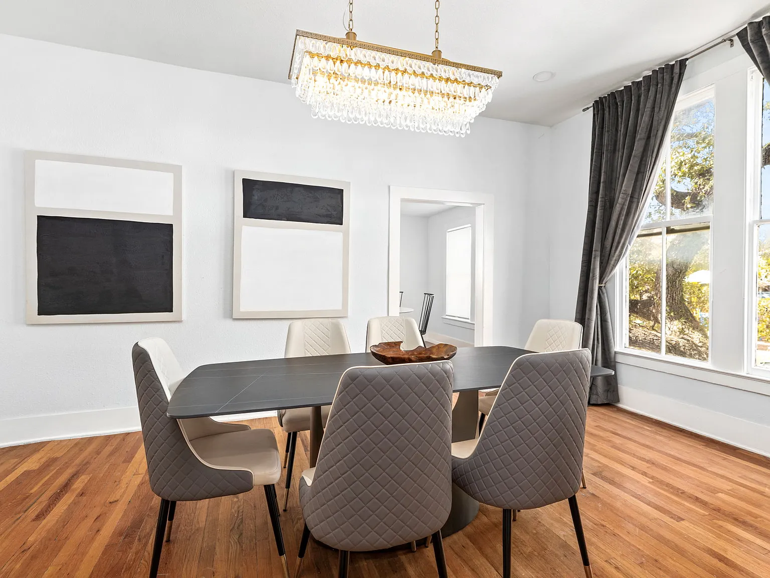 110 East Craig Place - 2 — Photo 3