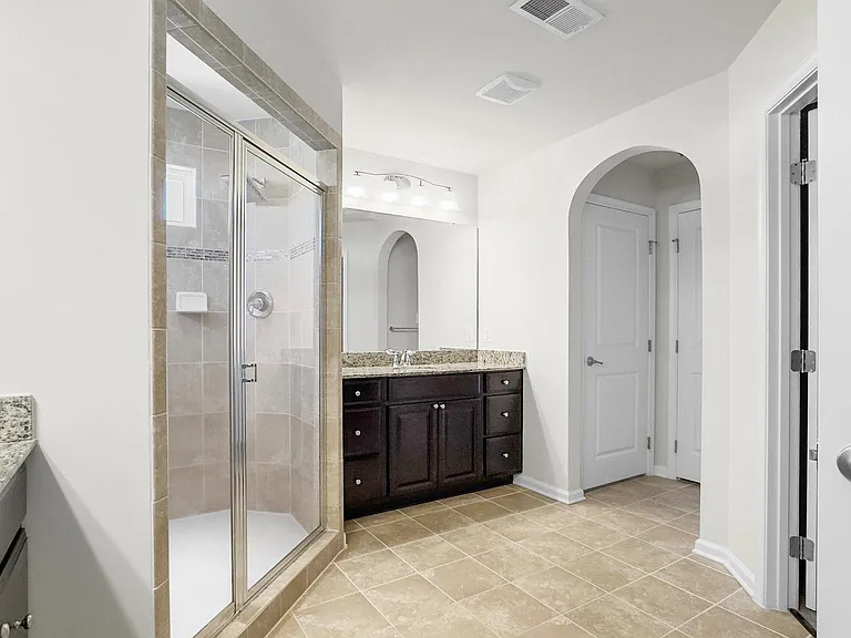 10185 Warfield St — Photo 14