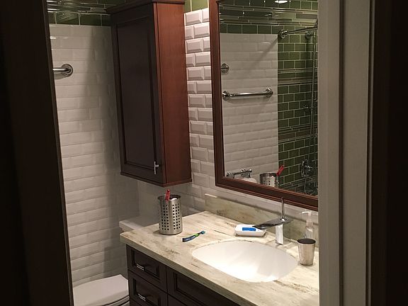 4th image of 2131 Raeburn Dr