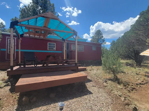 6 County Road 3302 N, Vernon, AZ 85940