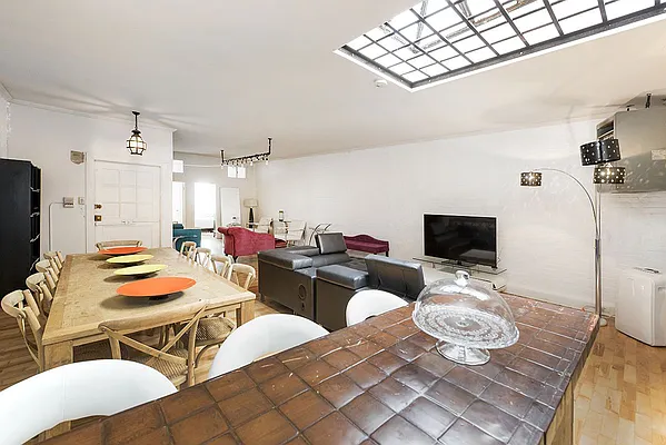 Rented by Gazal International Brokerage Group | media 24