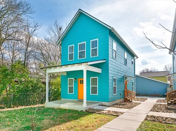 21 W 5th St #1 & 2, Fayetteville, AR 72701