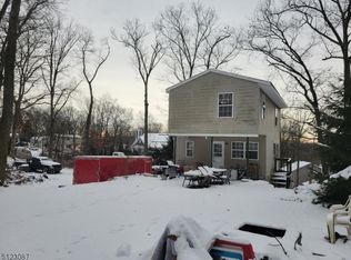 351 Tulsa Trl, Hopatcong, NJ 07843