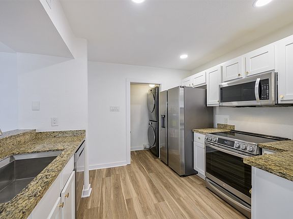 5th image of 4777 Cedar Springs Rd APT 7P