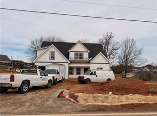 424 Gold Hill Rd, Madison, NC 27025