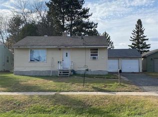 37 Fern Ct, Babbitt, MN 55706