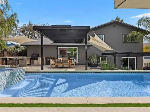 1120 Cape Aire Ln, Carlsbad, CA 92008