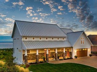 3725 N Ridge Rd, Duluth, MN 55804