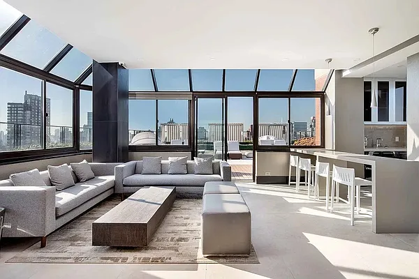 Living room, photo 4
