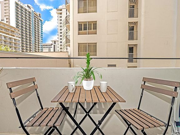 3rd image of 247 Beach Walk APT 504