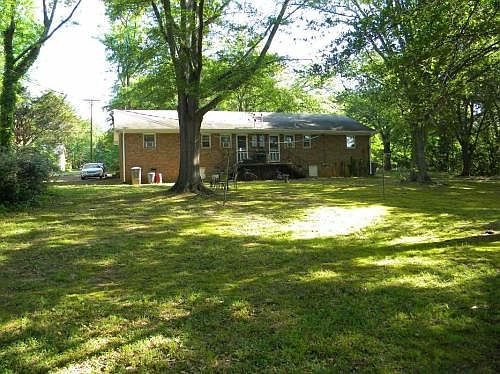 4th image of 95 Winton Ct