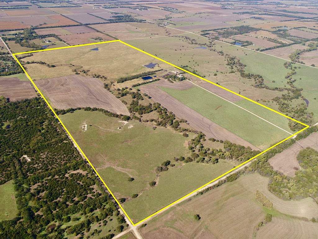 843 Holly, Peabody, KS 66866 Zillow