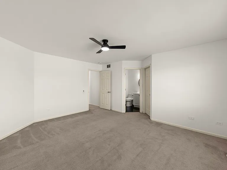 2430 Caton Crest Ct — Photo 14