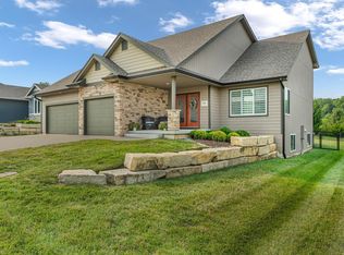 5726 SW 55th Ter, Topeka, KS 66610