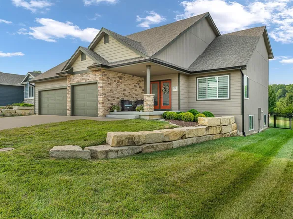 5726 SW 55th Ter, Topeka, KS 66610