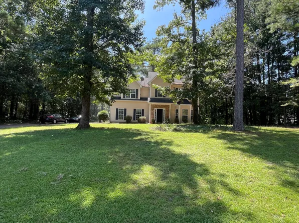 42 Andover Ct, Sharpsburg, GA 30277