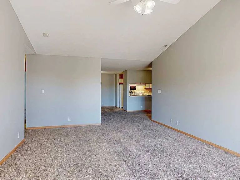 Northbrook Apartments — Photo 300