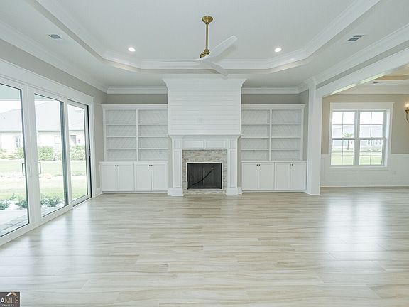 3rd image of 104 Presley Rose Dr