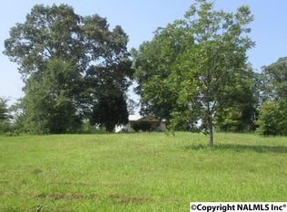 1072 Gilberts Ferry Rd, Gadsden, AL 35905