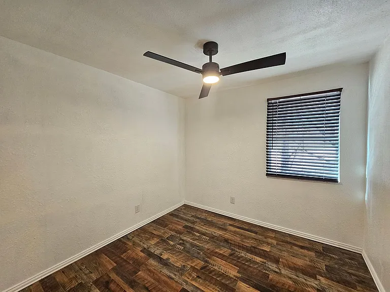 170 Circle Dr — Photo 19