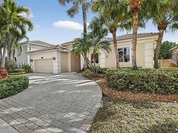 4th image of 6244 SW 192nd Avenue
