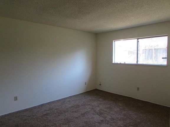 4th image of 5714 Manzanita Ave