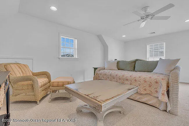63 Fort Ave — Photo 36